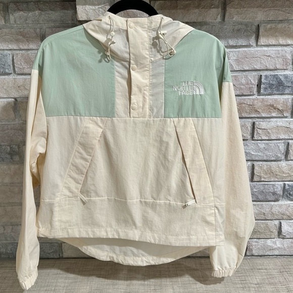 The North Face Colorblock Anorak Jacket Cream Green Mint Hooded Pullover - Picture 1 of 14